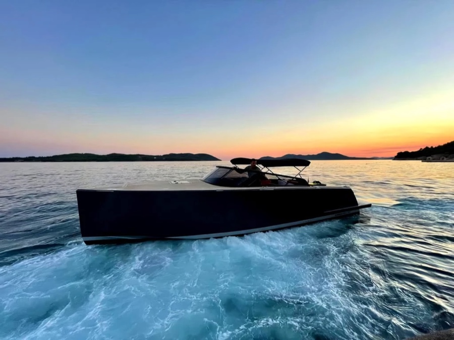 VanDutch 32 sport yacht at speed off the Dubrovnik coastline